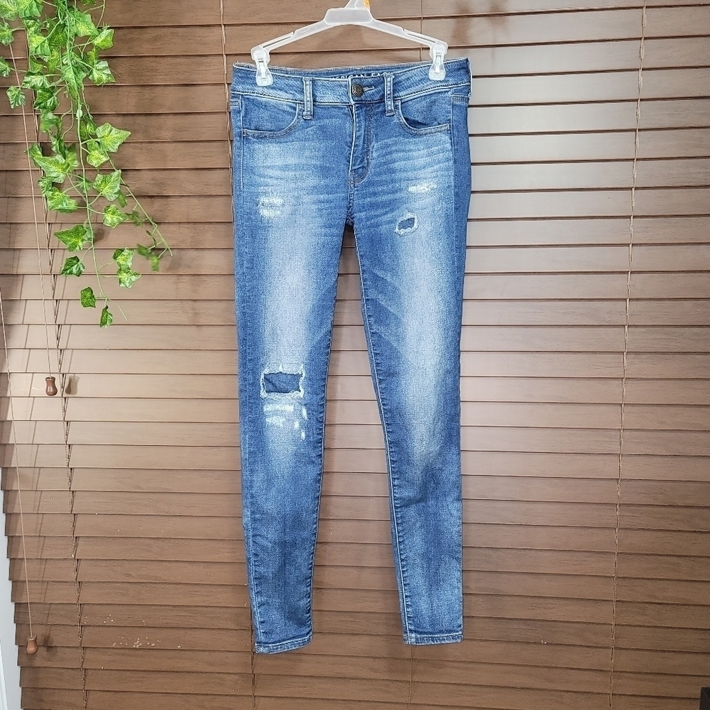 American Eagle Super Stretch Distressed Jeggings W/Patches Women's Size 2